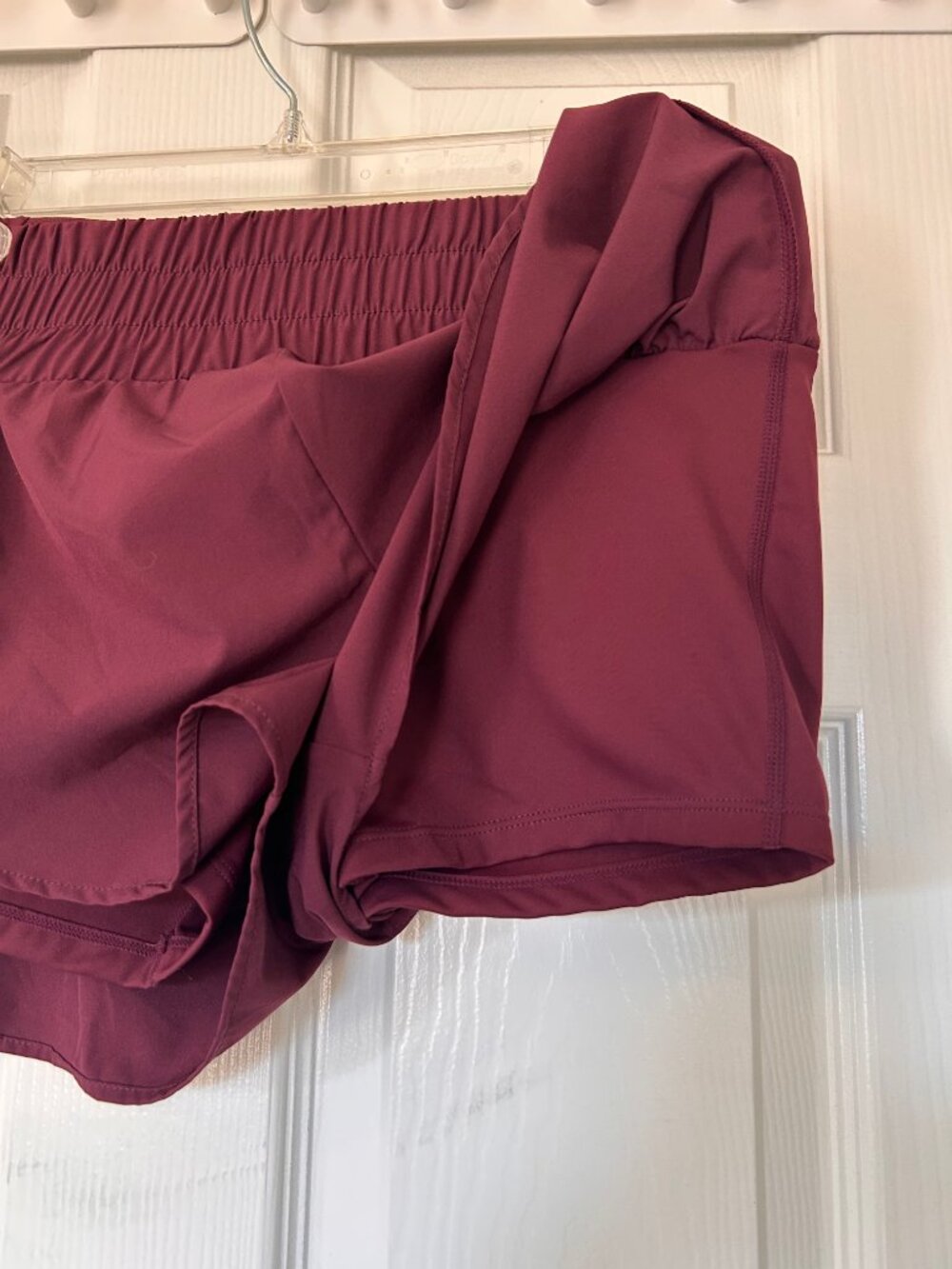 HALARA Maroon 2-in-1 Athletic Shorts - MED - Picture 3 of 5